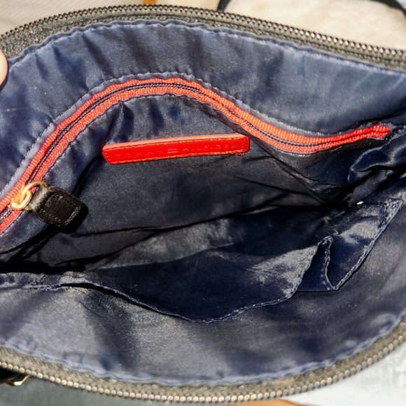 Tommy Hilfiger Black Canvas Cross Body Bag - Picture 5 of 12